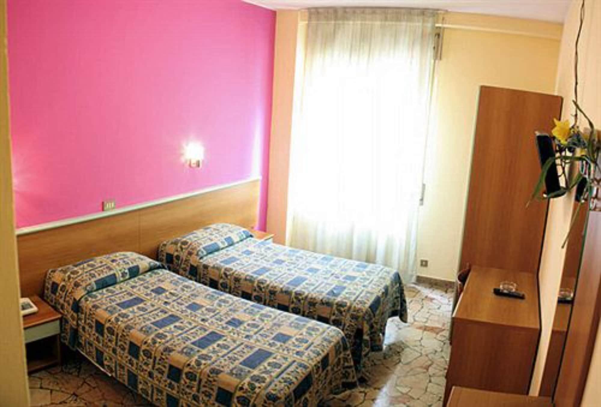 Hotel Del Sud Milan Bagian luar foto