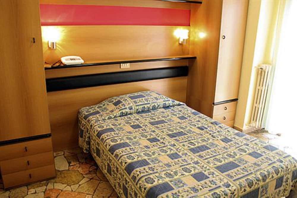 Hotel Del Sud Milan Bagian luar foto