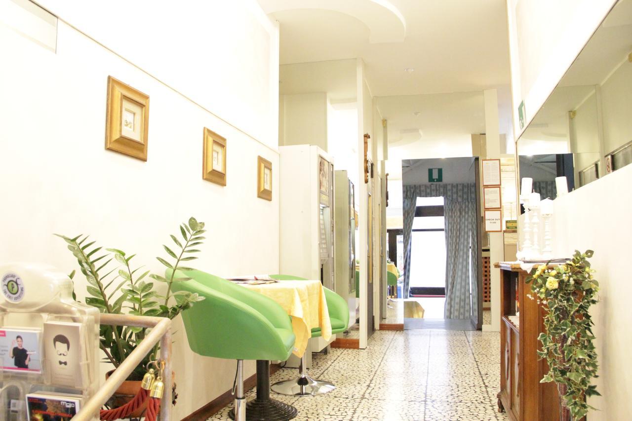 Hotel Del Sud Milan Bagian luar foto