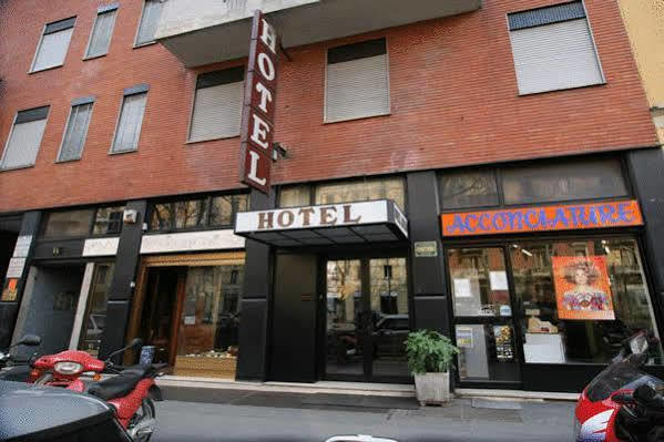 Hotel Del Sud Milan Bagian luar foto