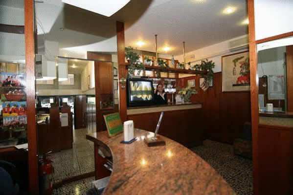 Hotel Del Sud Milan Bagian luar foto